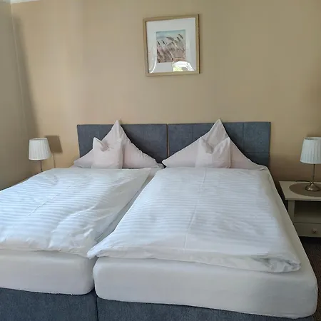 Hotell Habenda 2*